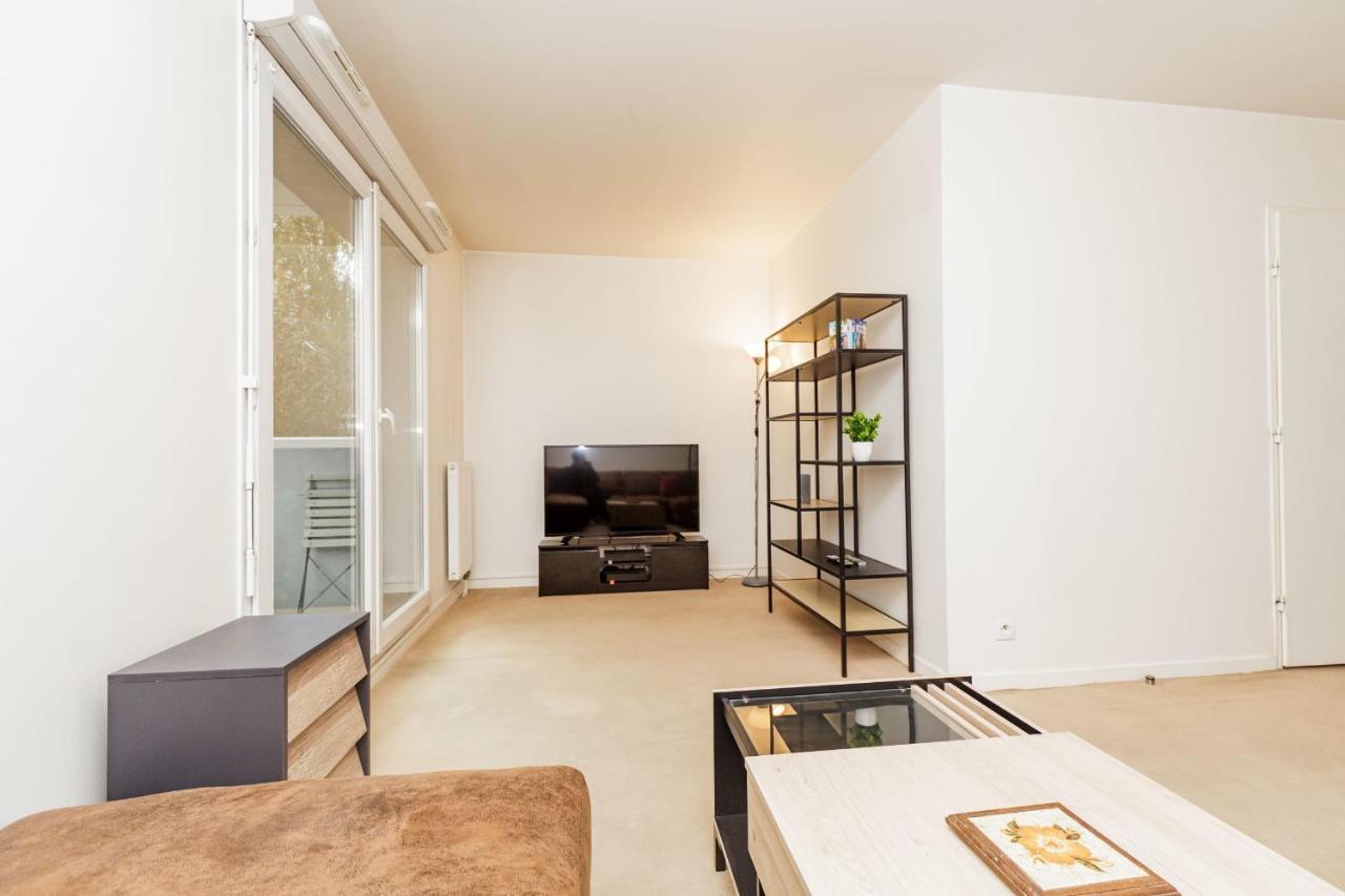 Bright 68 M2 Apartment Near The Stade De France Aubervilliers Bagian luar foto