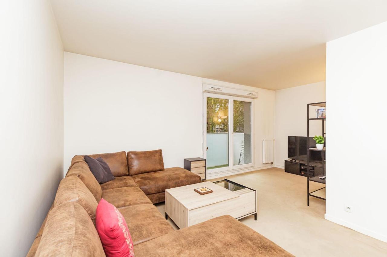 Bright 68 M2 Apartment Near The Stade De France Aubervilliers Bagian luar foto