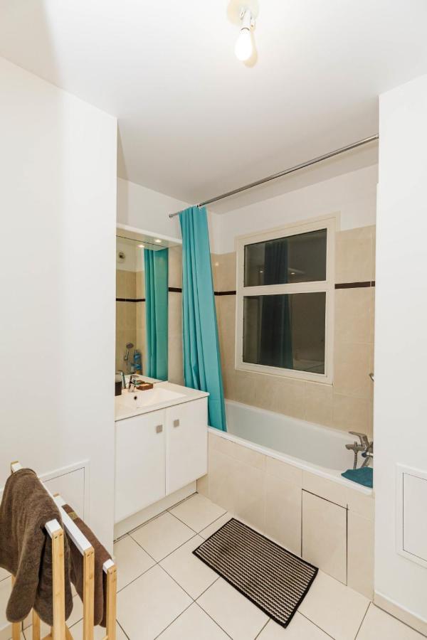 Bright 68 M2 Apartment Near The Stade De France Aubervilliers Bagian luar foto