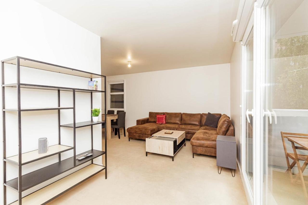 Bright 68 M2 Apartment Near The Stade De France Aubervilliers Bagian luar foto