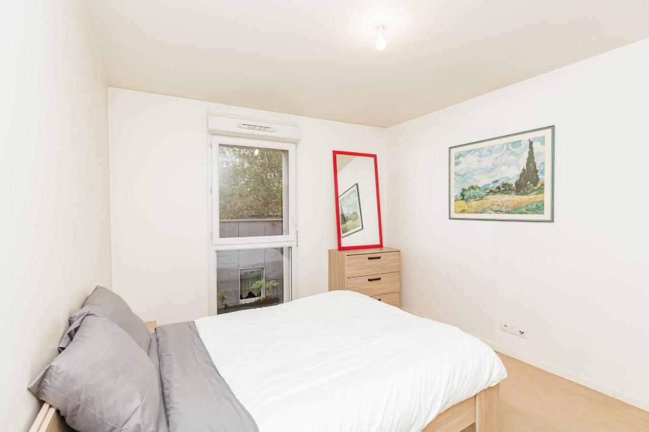 Bright 68 M2 Apartment Near The Stade De France Aubervilliers Bagian luar foto